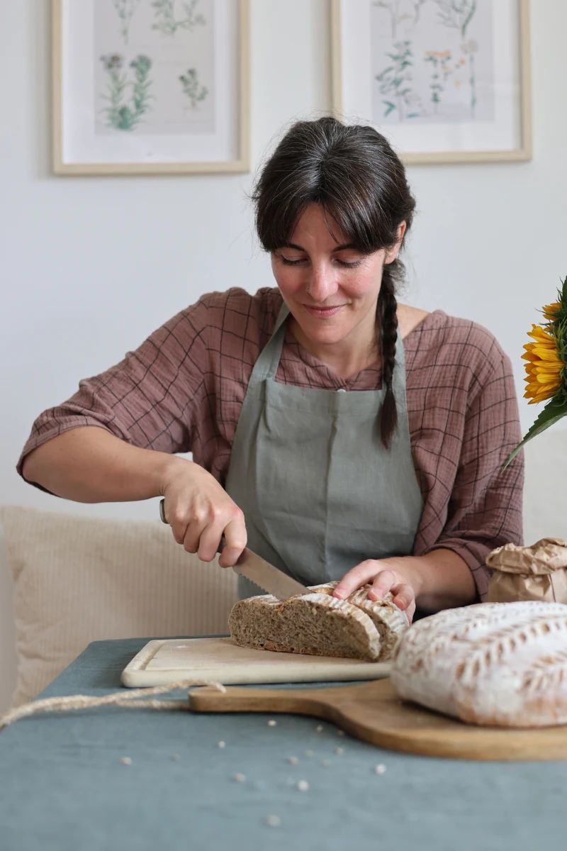 Lerne, wie du Brot anschneidest und richtig lagerst